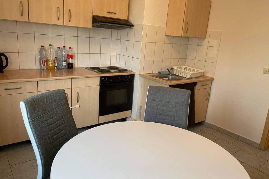 Beste Lage In Rostock: 2-Zimmerwohnung Mit Balkon Im 1.Og Esterno foto